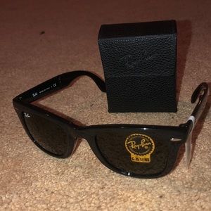 folding wayfarer ray ban sunglasses